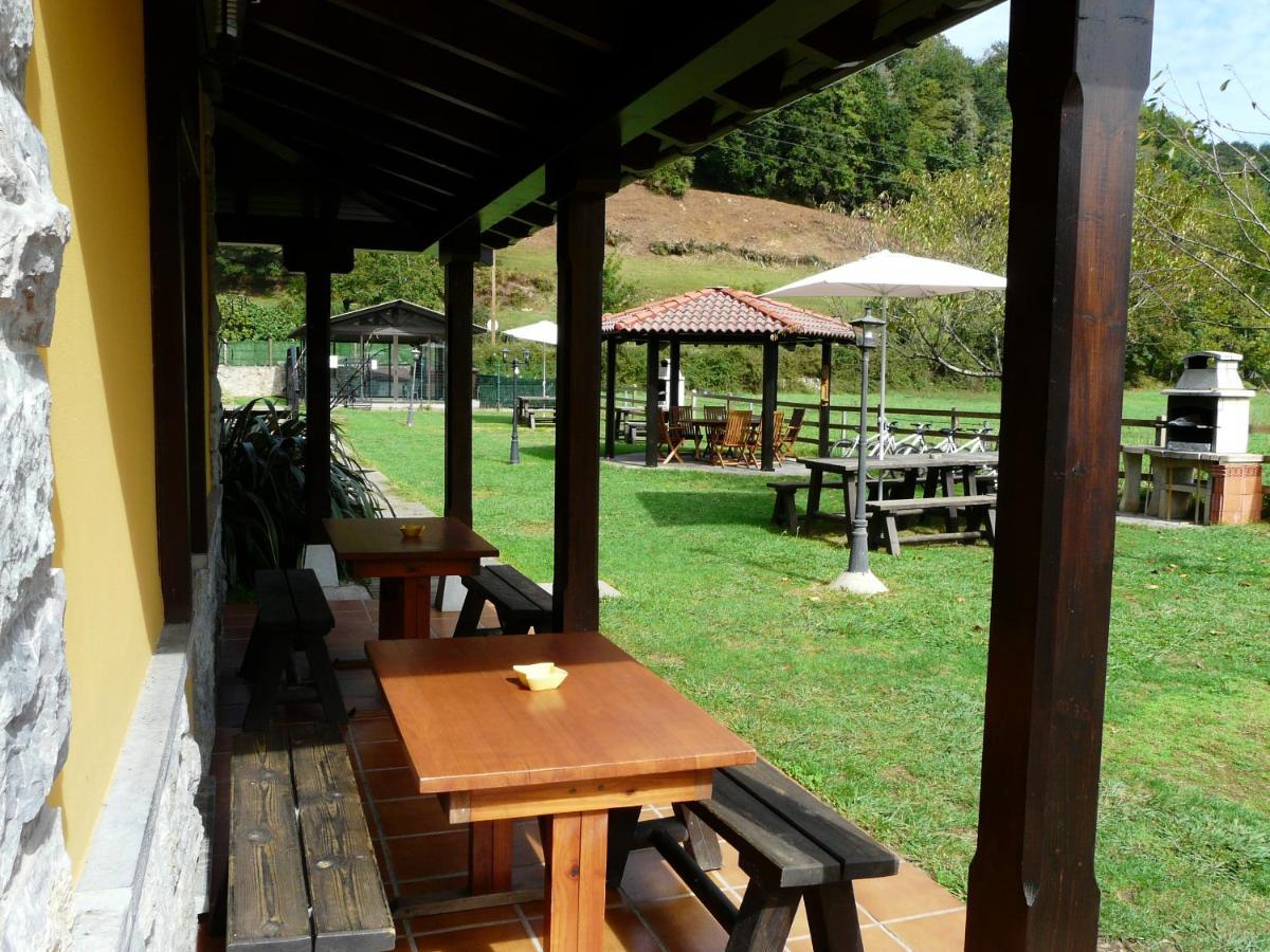 Apartamentos El Castaneu Corao Bagian luar foto